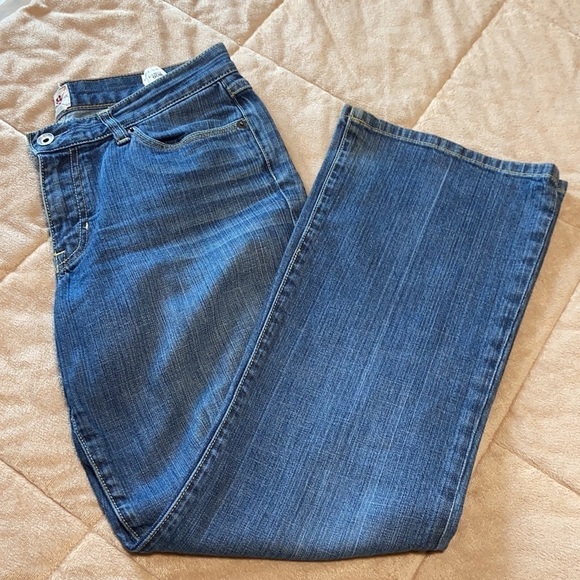 Denim laboratory flare leg Jean - Picture 2 of 10